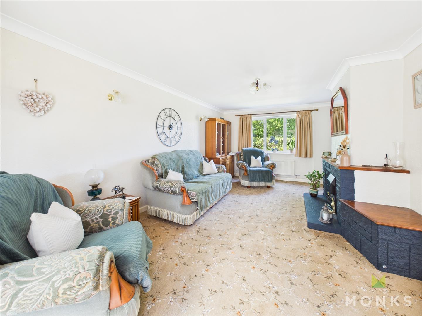 15 The Willows, Oswestry, SY11 4JX For Sale